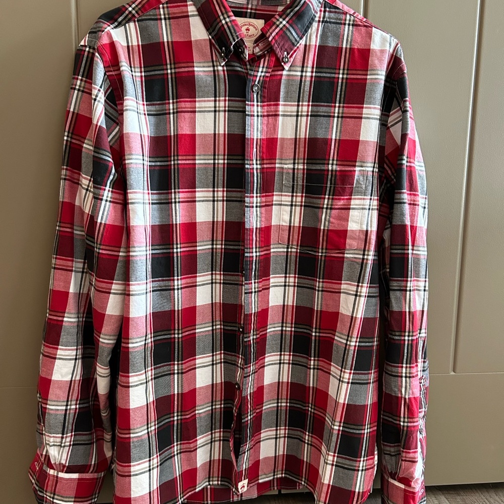 Brooks Brothers Red and White Casual Button Down Shirt